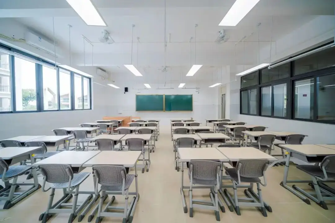 开学暴击后，选学校的逻辑变了_开学暴击后，选学校的逻辑变了_