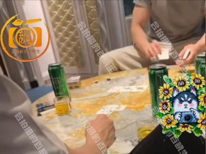 热搜第一！顶流被曝长期聚众赌博，其名下豪宅成专属“赌场”__热搜第一！顶流被曝长期聚众赌博，其名下豪宅成专属“赌场”