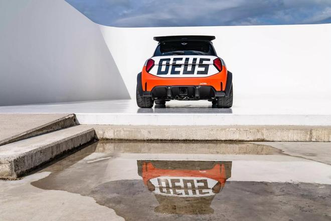 MINI携手Deus Ex Machina 两款JCW概念车亮相慕尼黑车展
