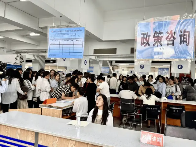昆明海关2018招聘岗位__昆明长水机场2018招聘岗位