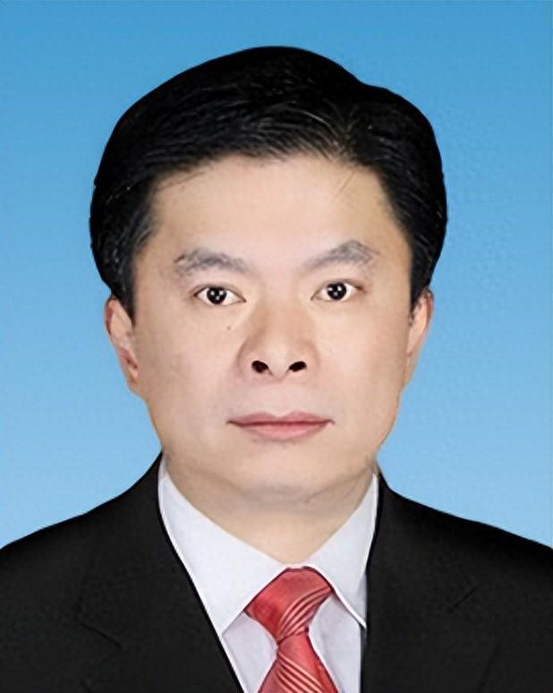 3位正厅履新，1位为中国工程院院士