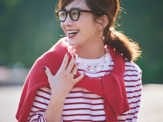 _20～60岁穿都美！这件无龄感上衣太绝了_20～60岁穿都美！这件无龄感上衣太绝了