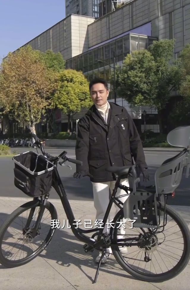 自行车送小孩上学__接送孩子上下学的自行车哪款好