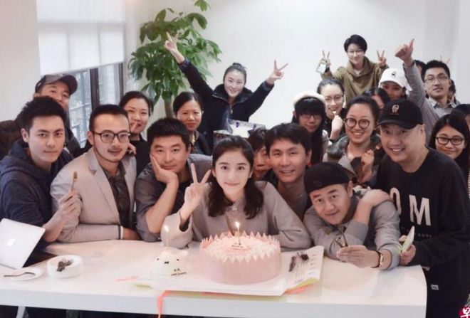 _李凯馨为录音风波道歉，网友不接受呼吁封杀，靠干爹进圈成资源咖_李凯馨为录音风波道歉，网友不接受呼吁封杀，靠干爹进圈成资源咖