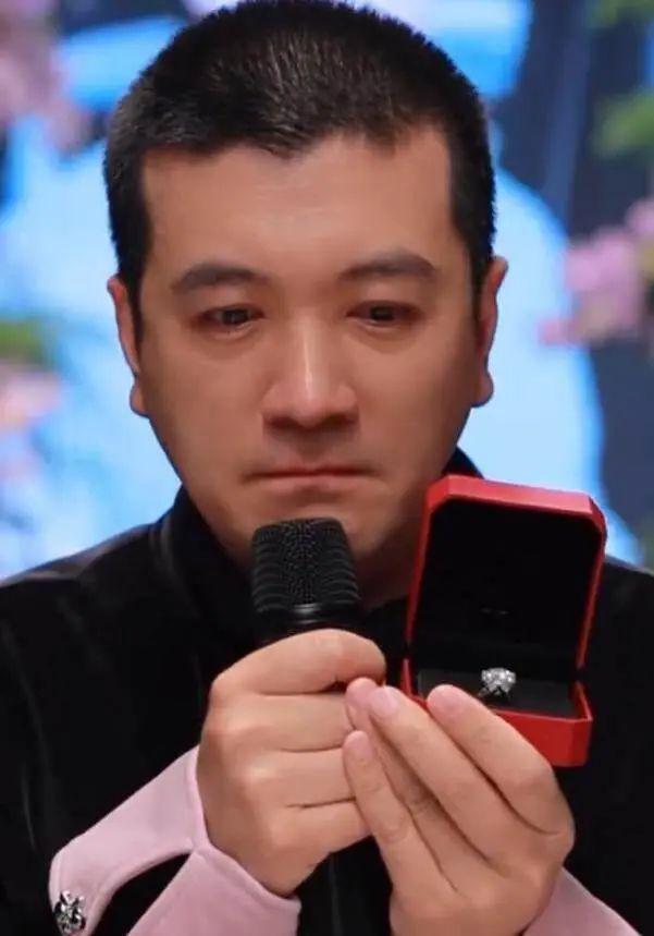 黄圣依杨子巨力年会__杨子黄圣依生两子