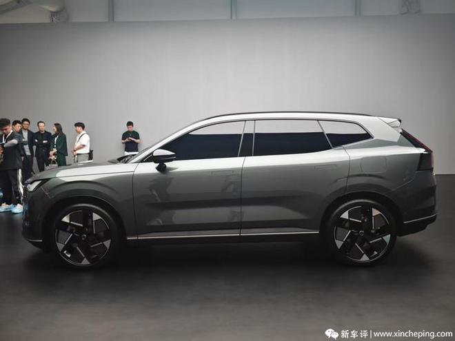 沃尔沃插电混合动力车价格__沃尔沃纯电续航