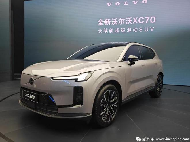 沃尔沃插电混合动力车价格__沃尔沃纯电续航