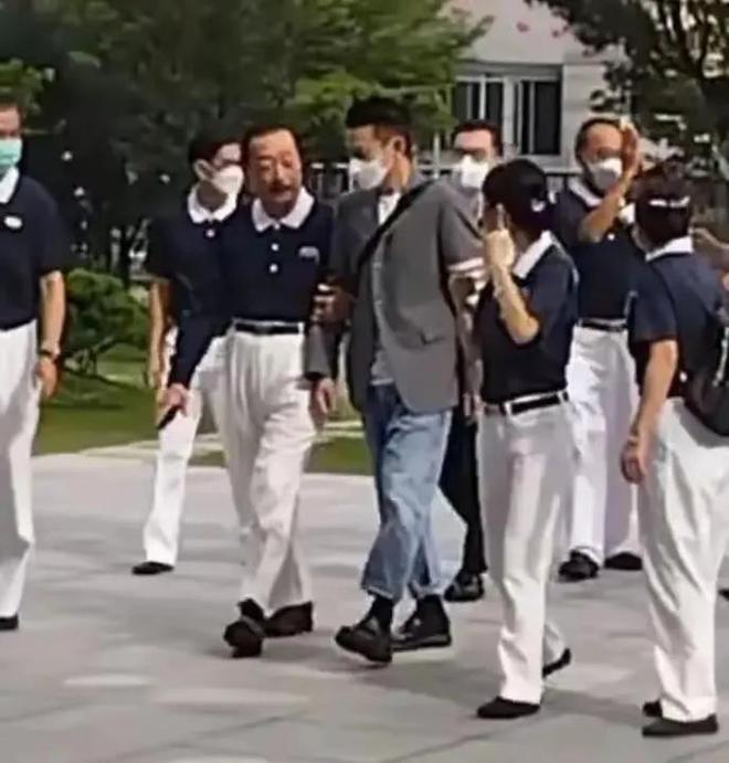 _刘德华老婆舅舅_刘德华侄子