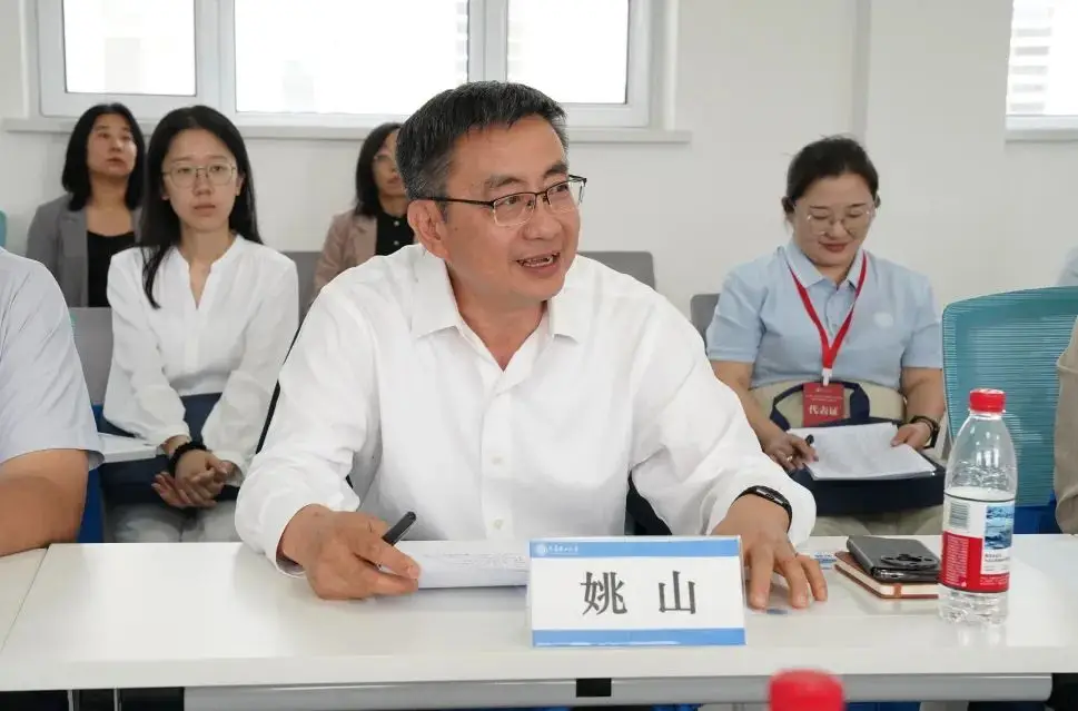 “筑梦基层路 连理家国情”选调生校友恳谈会召开_“筑梦基层路 连理家国情”选调生校友恳谈会召开_