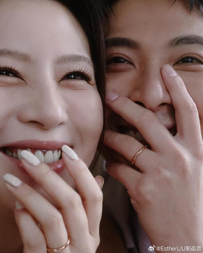 _刘品言闪婚闪孕！崴脚时被男方照顾打动，曾因与阮经天恋爱退圈_刘品言闪婚闪孕！崴脚时被男方照顾打动，曾因与阮经天恋爱退圈