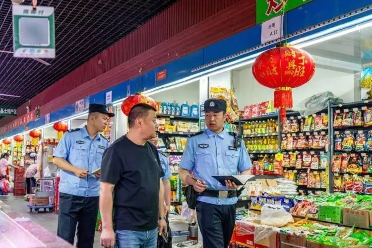 公安护航高考__公安机关为学子高考护航