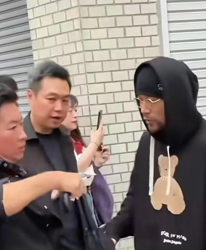周杰伦神仙颜值_颜值傻傻惹人爱_