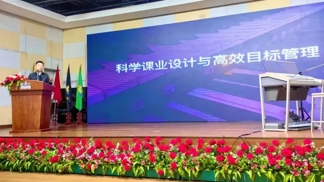 王小玮、栾冰洋受聘为泰国格乐大学特聘教授，电子管风琴研究生项目正式落地_王小玮、栾冰洋受聘为泰国格乐大学特聘教授，电子管风琴研究生项目正式落地_