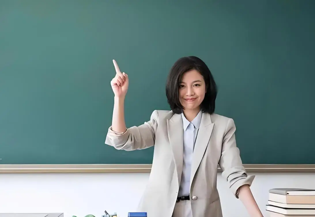 老公公务员工资低__公务员做老公好吗