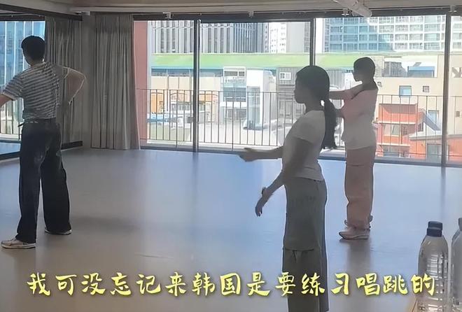 黄奕嘲讽网友惹众怒，放话前夫贩毒与女儿无关，遭抵制破防删评__黄奕嘲讽网友惹众怒，放话前夫贩毒与女儿无关，遭抵制破防删评