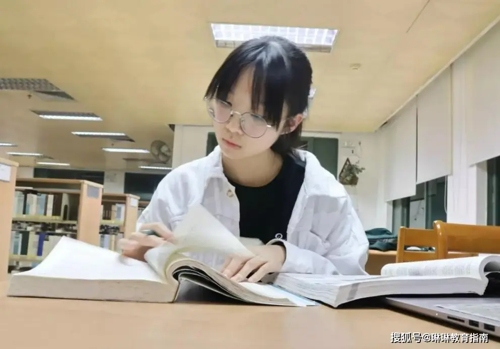 2025高考“招生最多”的专业：会计第3，英语第5，榜首招生13.48万人