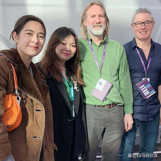_姜文现身法国送女儿出嫁，姜一郎小腹隆起疑怀孕，洋女婿激动落泪_姜文现身法国送女儿出嫁，姜一郎小腹隆起疑怀孕，洋女婿激动落泪