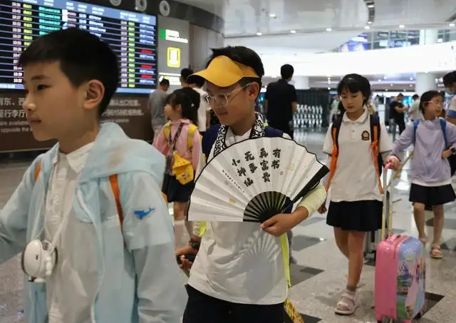 _中小学春秋假期什么时候开始_大中小学春秋假