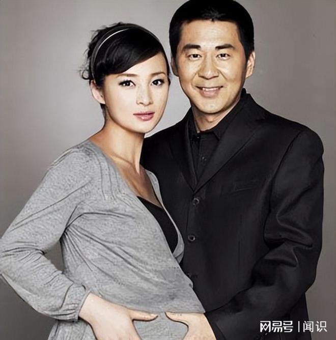 与陈建斌同居5年被甩，如今53岁不婚不育的吴越，却活成人生赢家_与陈建斌同居5年被甩，如今53岁不婚不育的吴越，却活成人生赢家_