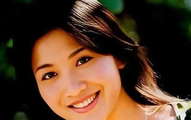 _相依离婚夫少女似提前命的小说_侯勇被爆确已离婚