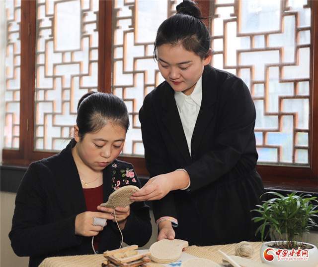 一针一线织春秋　甘谷麻鞋“穿”起非遗传承与万家烟火_一针一线织春秋　甘谷麻鞋“穿”起非遗传承与万家烟火_
