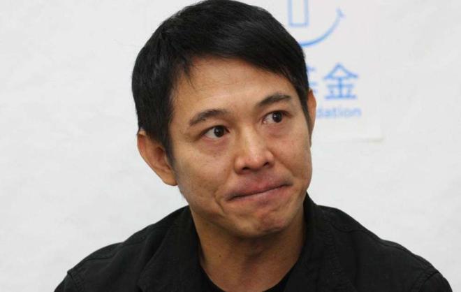 李连杰打破不和传闻，首晒黄秋燕二女儿照片，36岁李苔蜜让人欣慰_李连杰打破不和传闻，首晒黄秋燕二女儿照片，36岁李苔蜜让人欣慰_