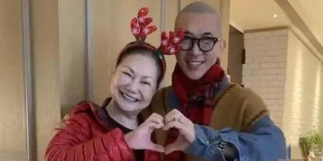 大S罕见结婚照曝光，小S紧搂姐夫徐家母亲节计划 具俊晔被边缘化__大S罕见结婚照曝光，小S紧搂姐夫徐家母亲节计划 具俊晔被边缘化