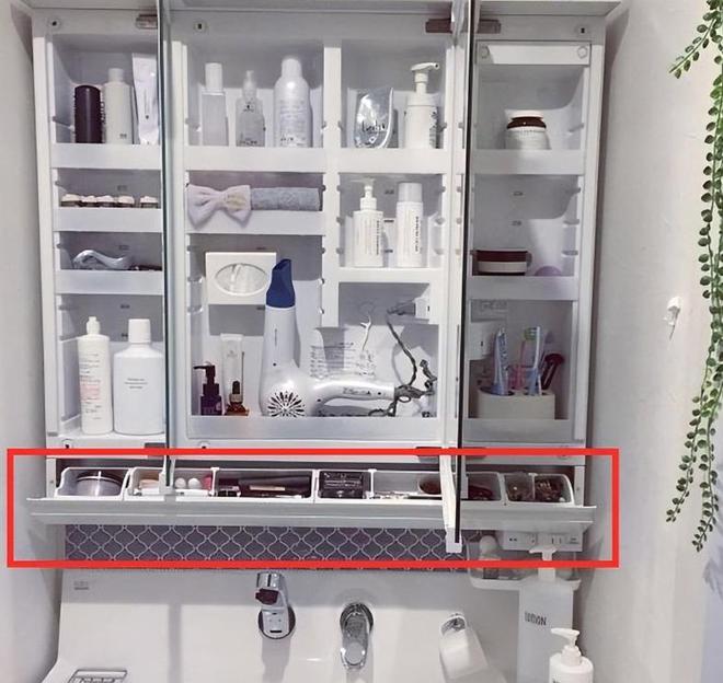 洗手台收纳_洗漱用品收纳盒_