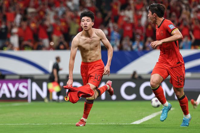 世预赛-王钰栋补时点球绝杀!中国1-0巴林列C组第5