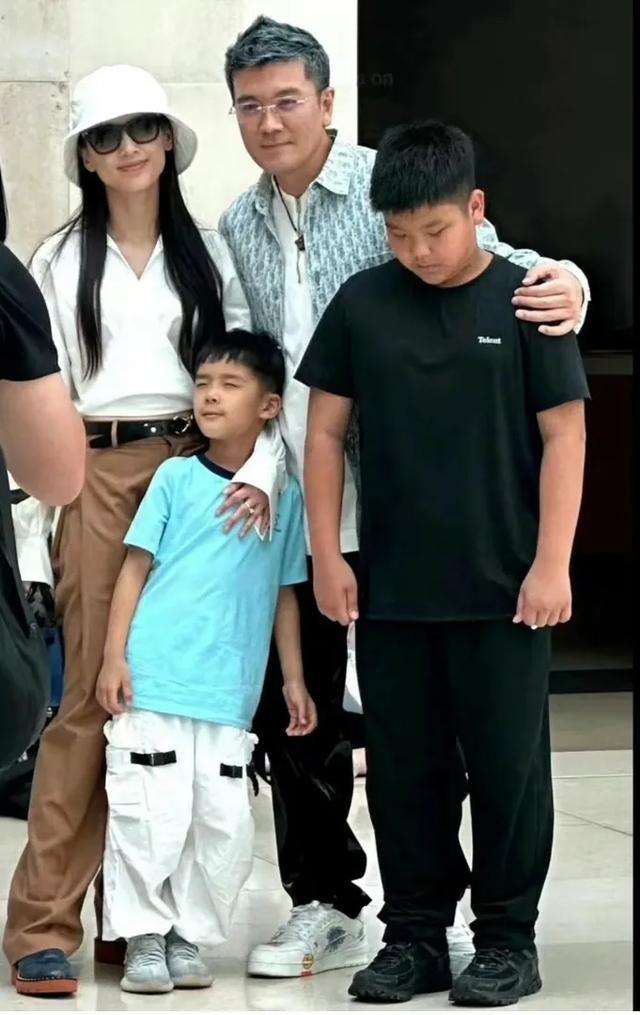 安迪是杨子亲生的吗__杨子说安迪有自己的游乐场