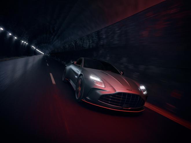 3.4秒破百/V8动力 阿斯顿·马丁全新Vantage S发布