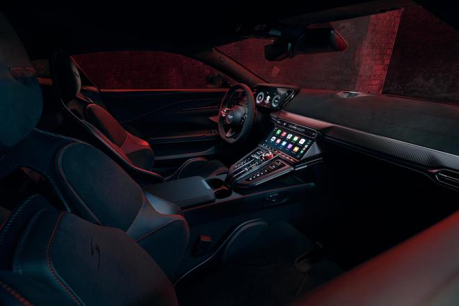 3.4秒破百V8动力 阿斯顿·马丁全新Vantage S发布