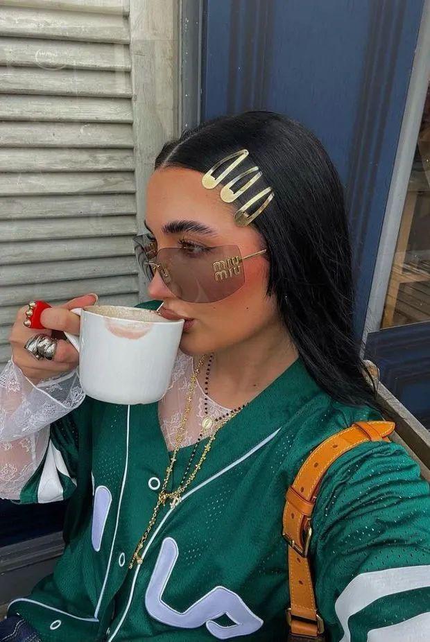 我完美的发型被回南天做局了……__我完美的发型被回南天做局了……