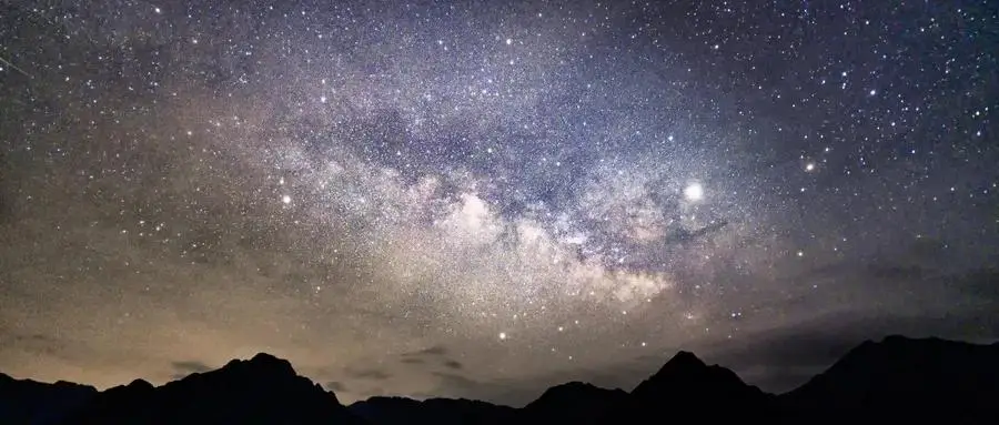 星辰大海航天梦_中国航天人逐梦星辰大海_