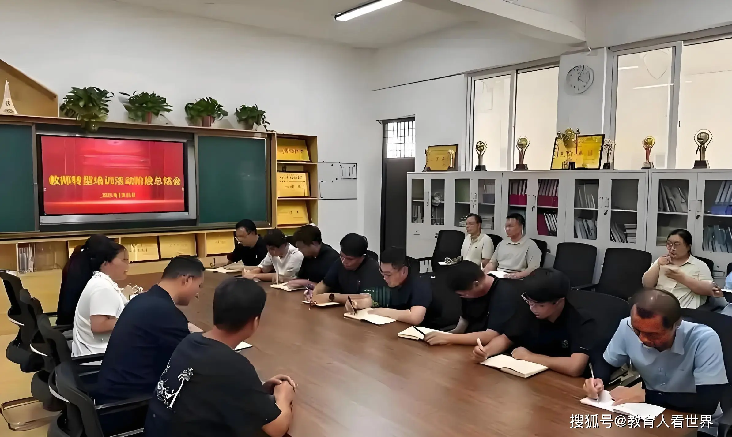 _衡阳一县城教师超编400人，被迫转岗分流，还有更好的办法吗？_衡阳一县城教师超编400人，被迫转岗分流，还有更好的办法吗？