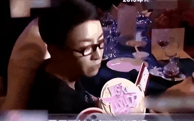 宋丹丹没想到，自己嫌弃的儿媳妇让前夫英达主动想“上门求原谅”__宋丹丹没想到，自己嫌弃的儿媳妇让前夫英达主动想“上门求原谅”