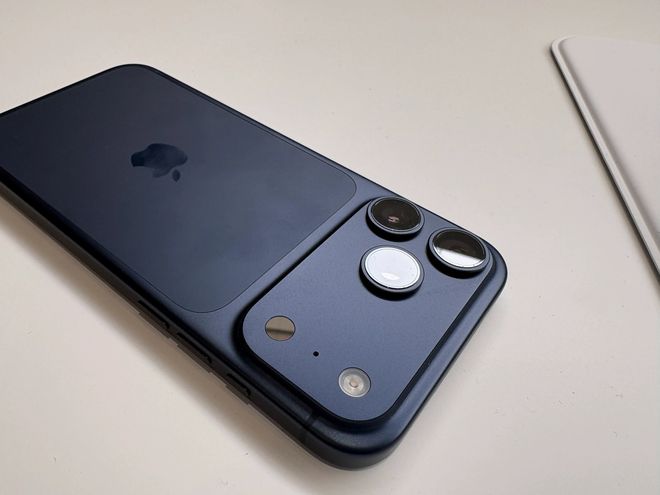 8999 元起：苹果 iPhone 17 Pro/Max 上手，双拼背板、橙色吸睛__8999 元起：苹果 iPhone 17 Pro/Max 上手，双拼背板、橙色吸睛
