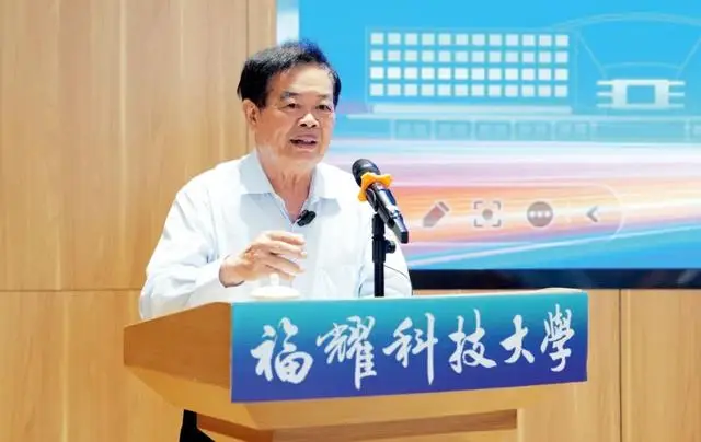 _王树国：福耀科大不想培养“乖孩子”_王树国：福耀科大不想培养“乖孩子”