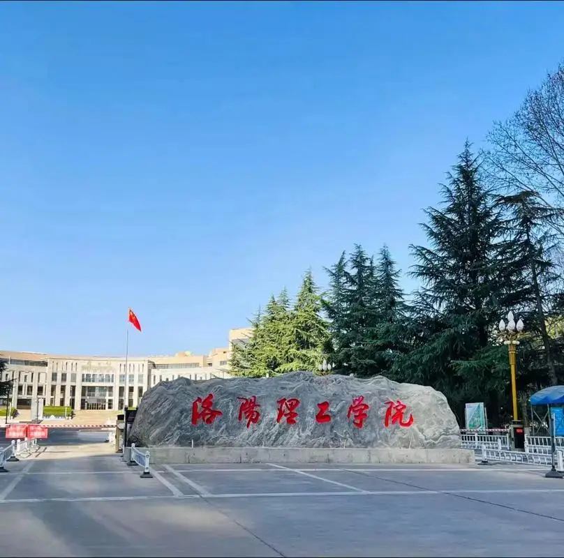 _大学选会计专业好还是英语好_好获严选蓝钻会员出售