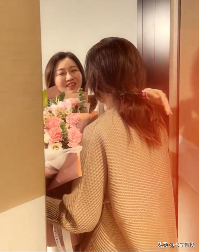 潘长江女儿丈夫_我要看潘长江的女儿的结婚照_