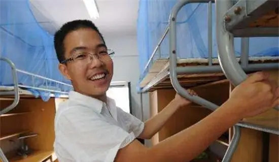 高考批改试卷视频__批阅高考试卷的人