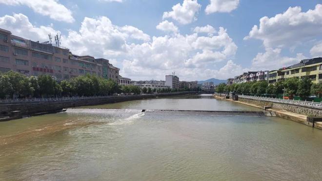 江西赣州河流_江西赣州处理的干部_