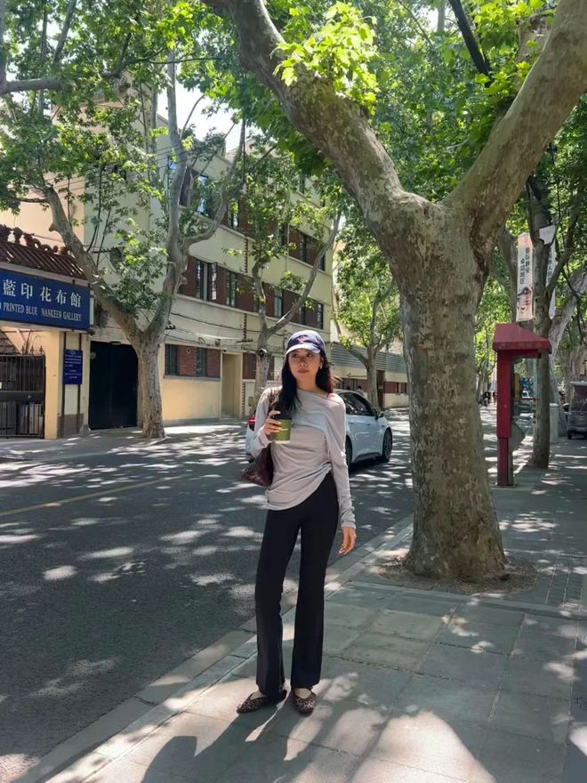 明星背的帆布包_明星帆布包_