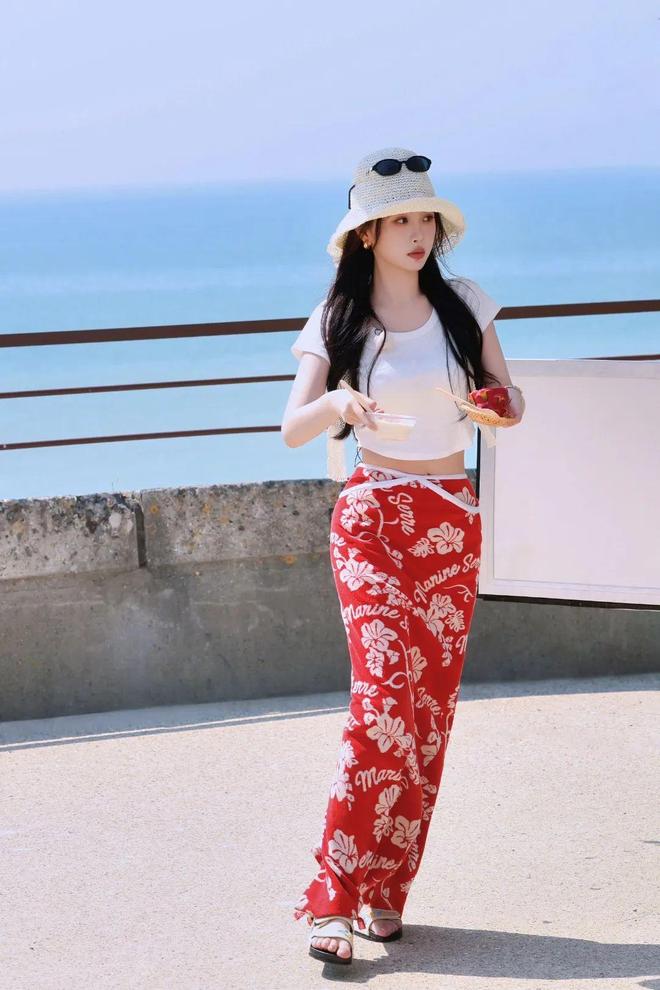 好看夏季穿搭__穿搭夏