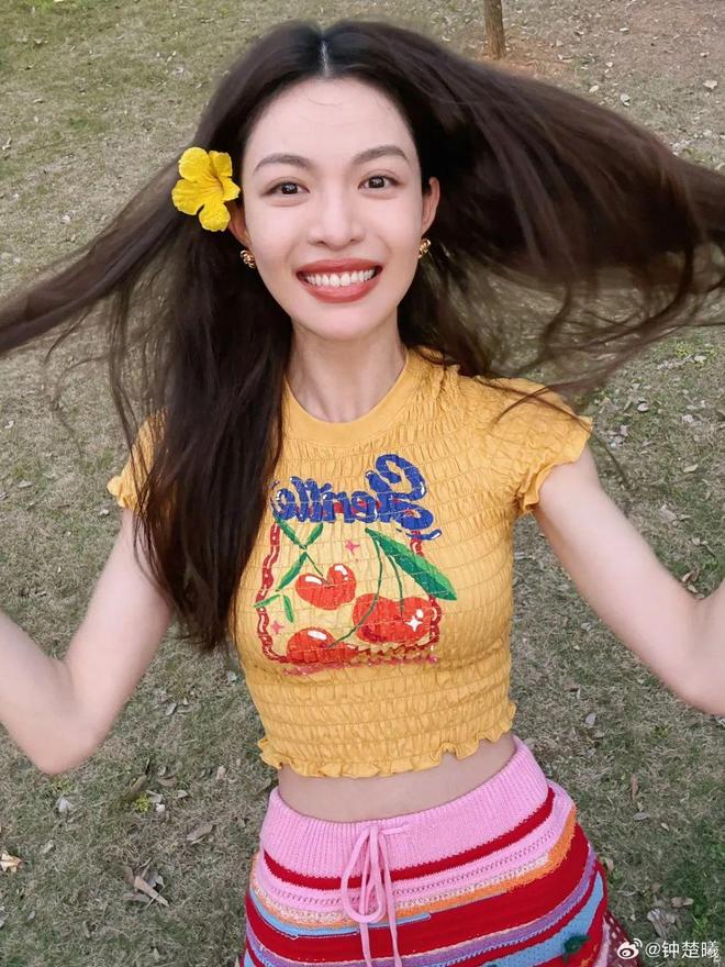 穿搭夏_好看夏季穿搭_