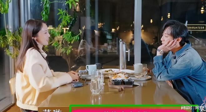 奉子成婚？45岁董璇闪婚一个月后，自爆二胎小小张，女儿处境尴尬_奉子成婚？45岁董璇闪婚一个月后，自爆二胎小小张，女儿处境尴尬_