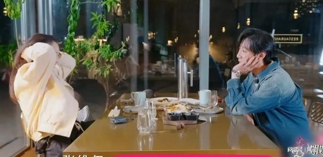 奉子成婚？45岁董璇闪婚一个月后，自爆二胎小小张，女儿处境尴尬__奉子成婚？45岁董璇闪婚一个月后，自爆二胎小小张，女儿处境尴尬