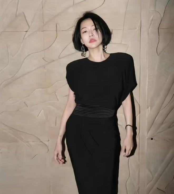 小S金钟奖复出，疑似再度消费大S，吴宗宪的暗示又要成真