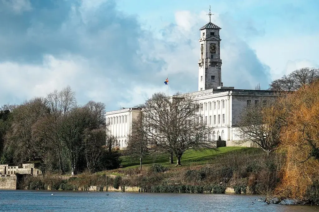 留学英国学校推荐_英国大学留学学校排名_