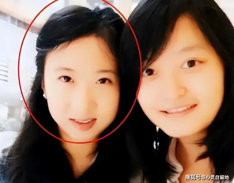 吹捧美国空气香甜的杨舒平，已被驱逐出境，如今回国下场大快人心__吹捧美国空气香甜的杨舒平，已被驱逐出境，如今回国下场大快人心